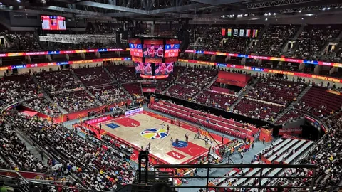 奥格斯堡1-0力克多特蒙德，古维鲁头球破门，布兰特进球被判无效